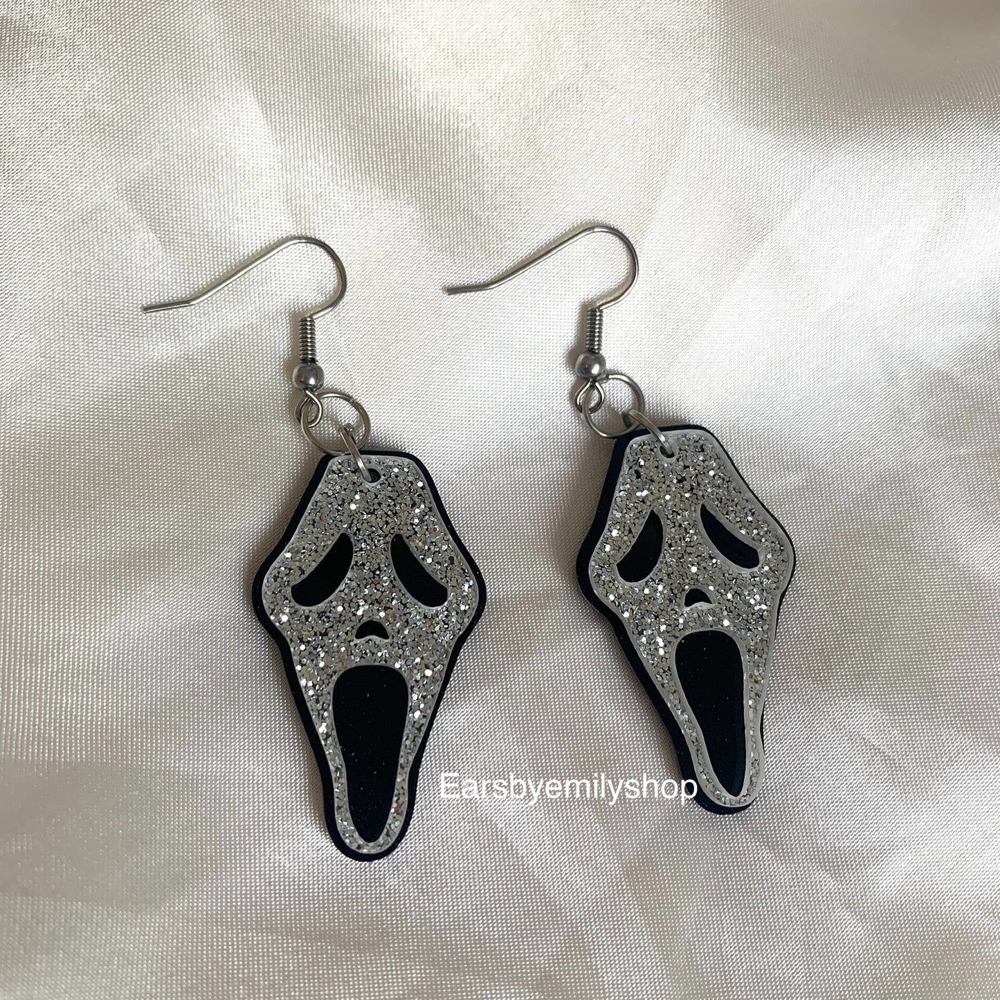 Black and glitter silver mask Halloween face scream horror earrings